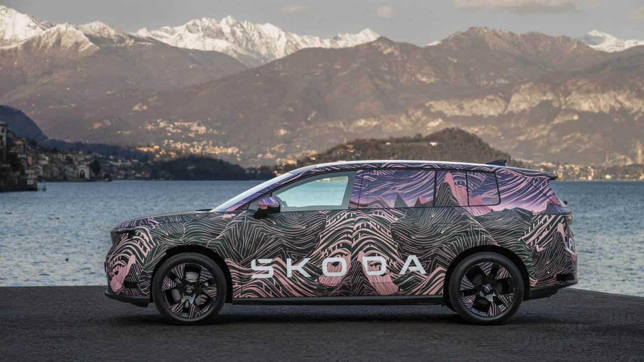 Vse bližje razkritju velikega električnega 7-sedežnika