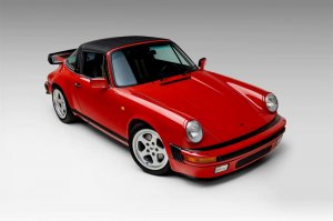 Edinstveni RUF Porsche 911 gre na dražbo