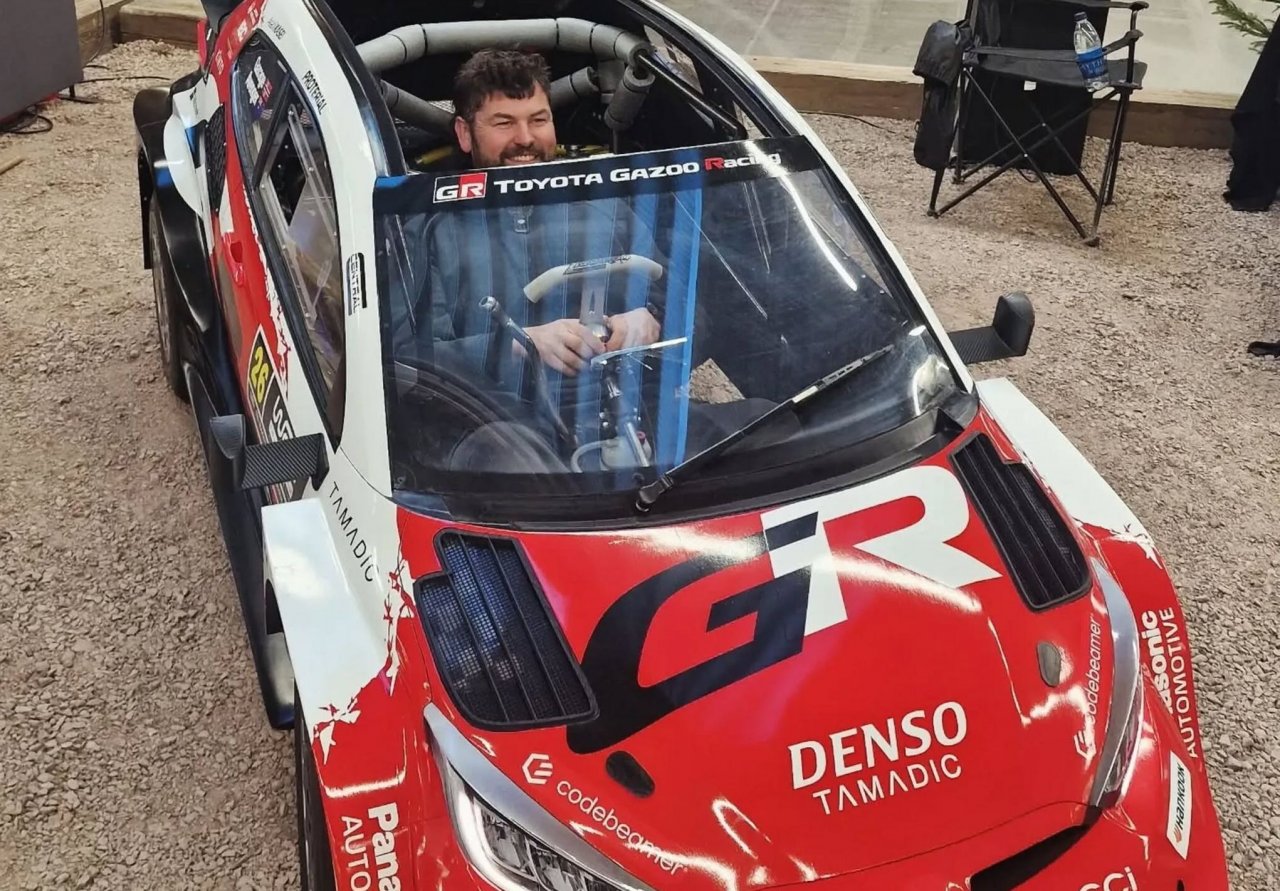 Izdelal mini dirkalnik in s projektom navdušil tudi Toyoto