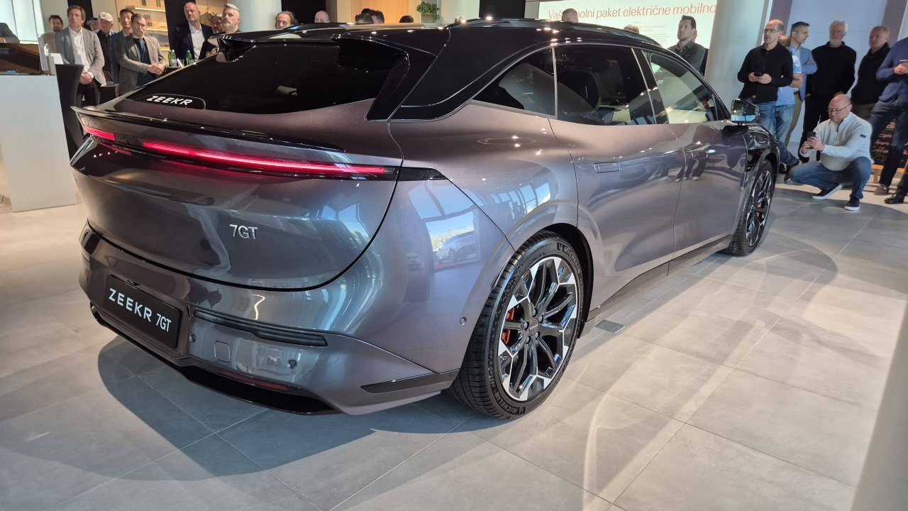 Kitajski Gran Turismo na premijski način