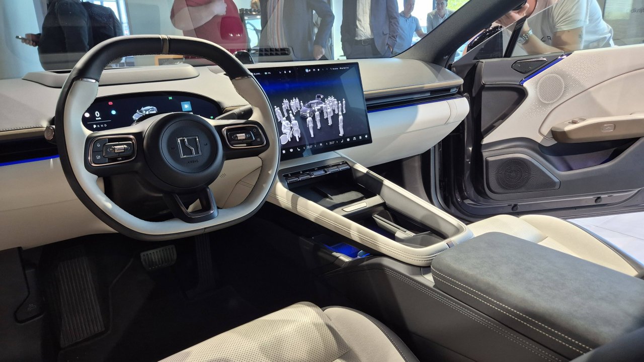 Kitajski Gran Turismo na premijski način