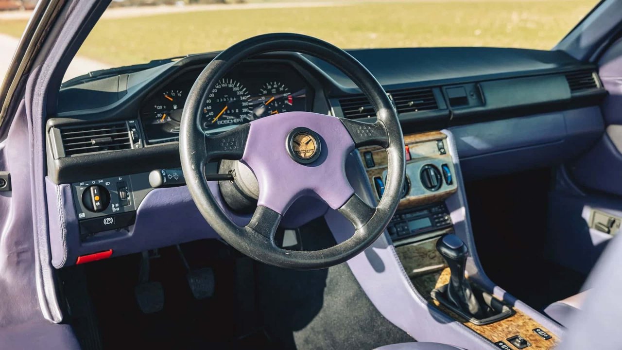 Posebnež z galebjimi krili