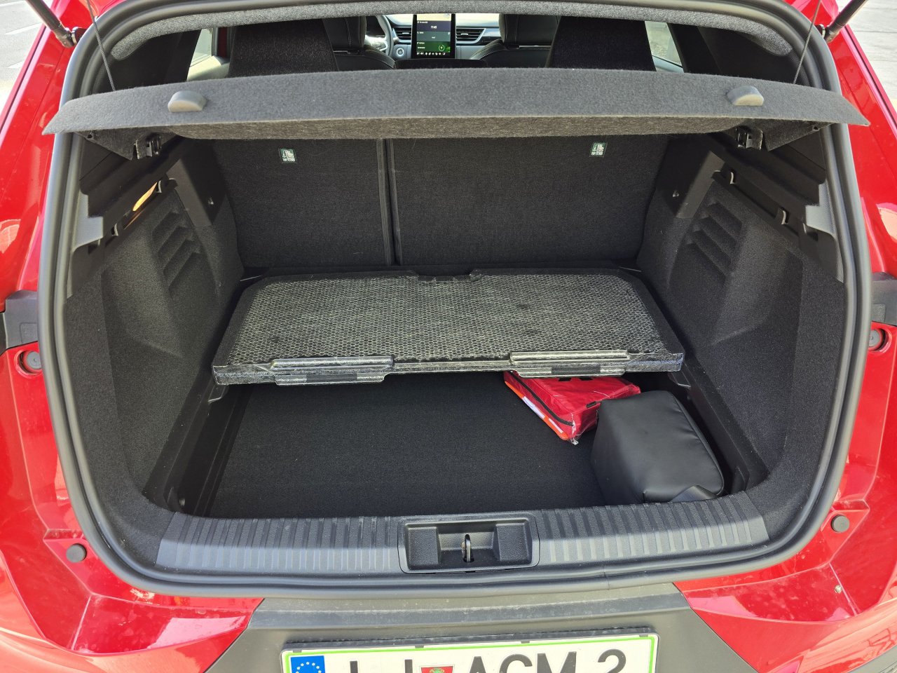 Reinkarnacija v objemu francoske tehnike