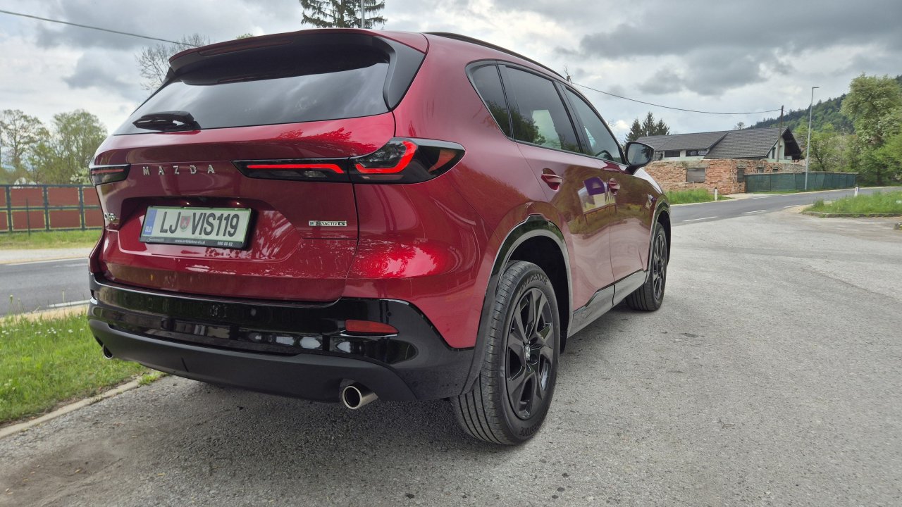 Za dobre tri tisočake cenejši od predhodnika