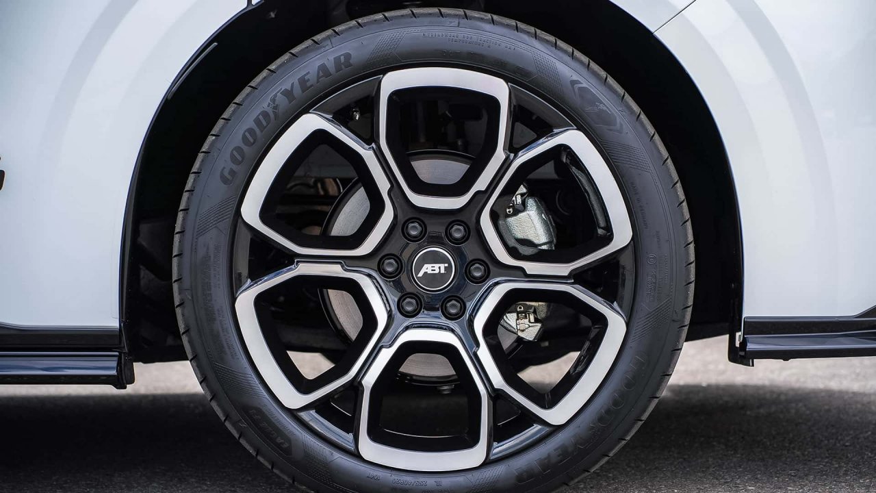 Atraktiven videz za Volkswagnova potniška velikana