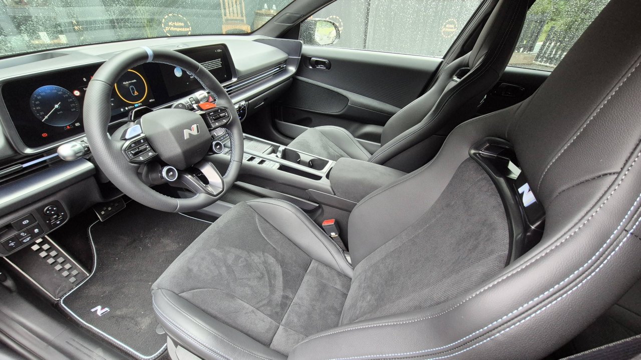 Električni Hyundai ima nov obraz in brutalno N verzijo