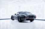 Legendarna britanska ikona se vrača z brutalnim motorjem - fotografija 8