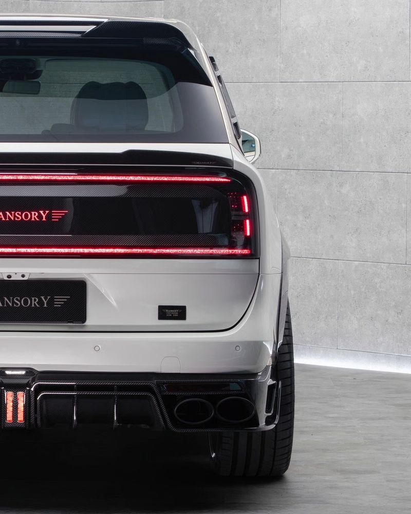 Mansory napadel Kitajsko z brutalnim Zeekr 9X Mansory napadel Kitajsko z brutalnim Zeekr 9X