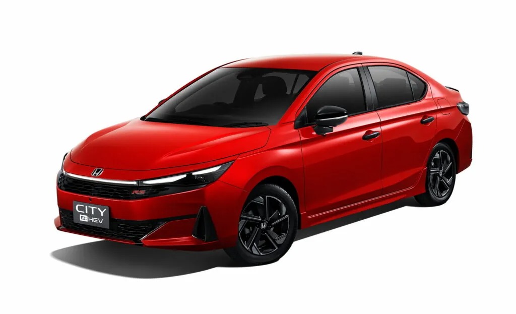 Prenovljena Honda City stavi na hibridni pogon Prenovljena Honda City stavi na hibridni pogon
