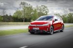 Prihaja prvi Volkswagnov električni GTI - fotografija 26