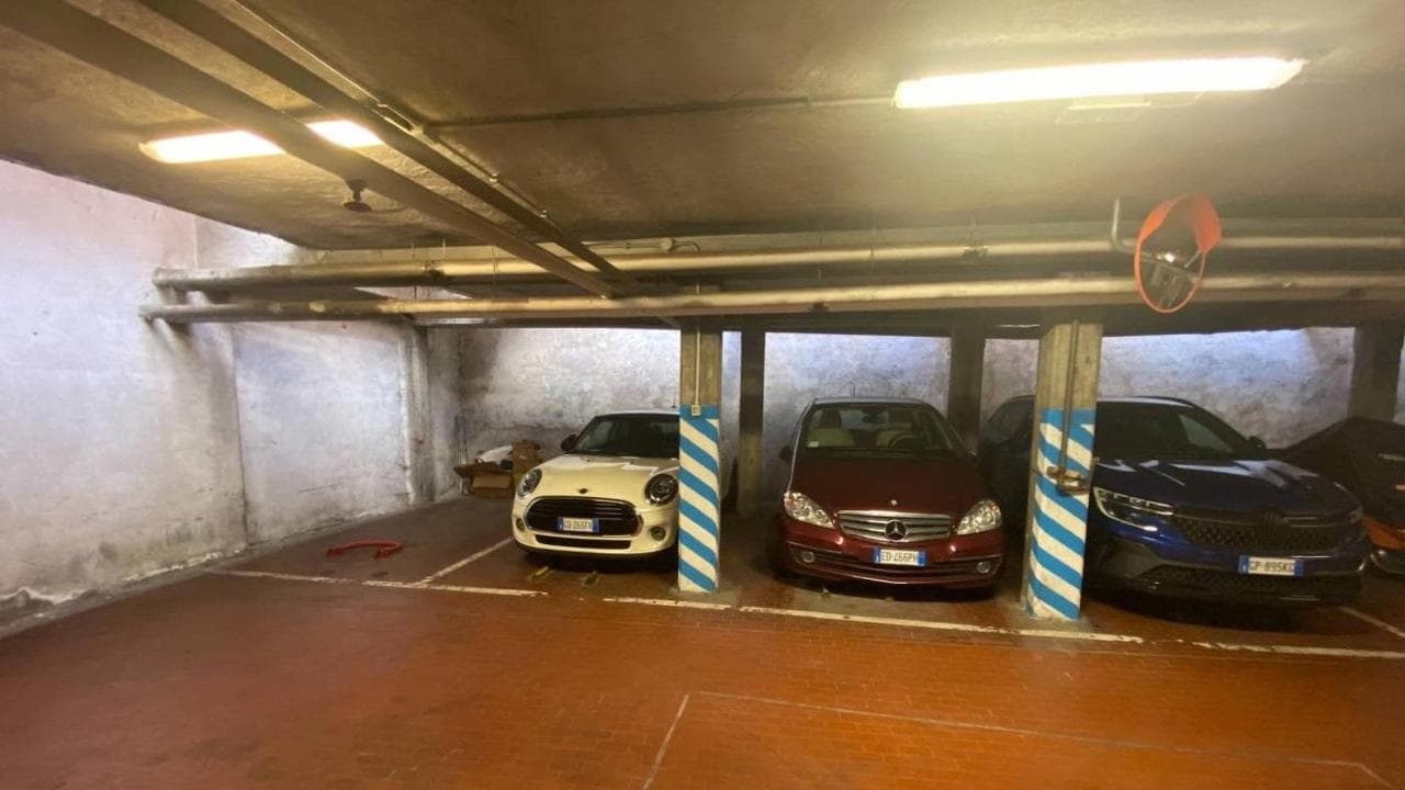To je parkirno mesto, ki se prodaja za 260 tisoč evrov To je parkirno mesto, ki se prodaja za 260 tisoč evrov
