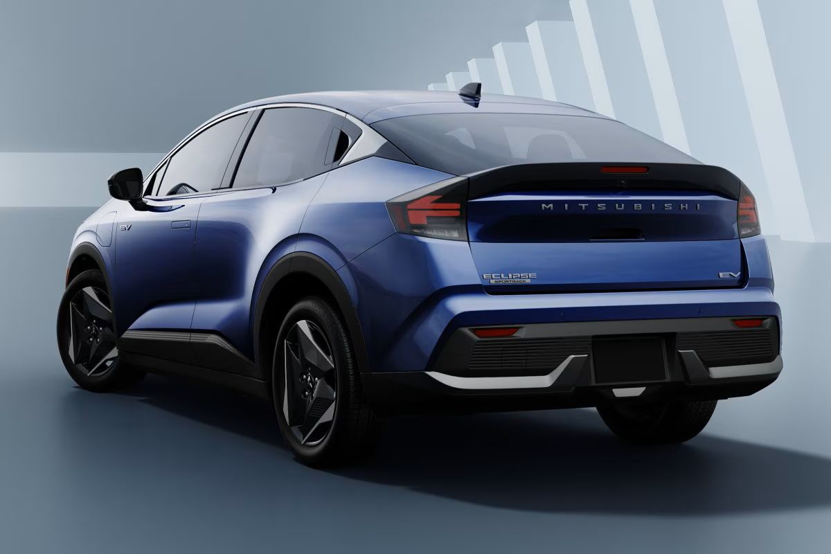 Eclipse Sportback za Mitsubishi ni nov list Eclipse Sportback za Mitsubishi ni nov list