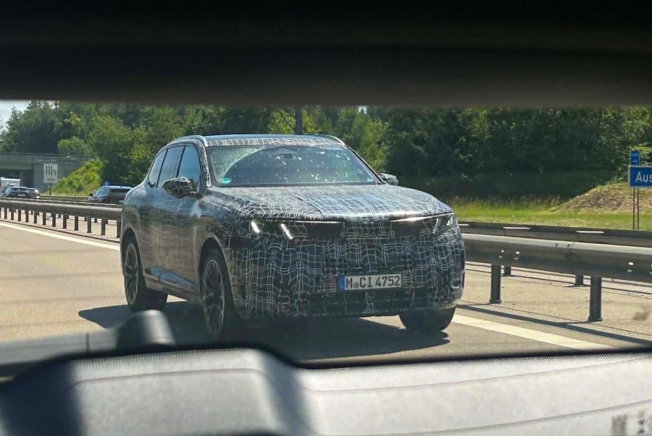 Nekaj dni pred premiero ujeli BMW X5 Nekaj dni pred premiero ujeli BMW X5