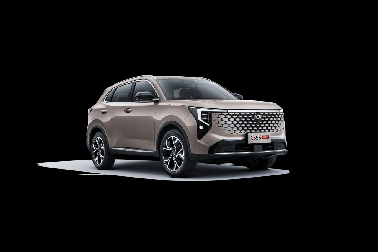 Changan ima dva nova SUV-ja z bencinskim motorjem Changan ima dva nova SUV-ja z bencinskim motorjem