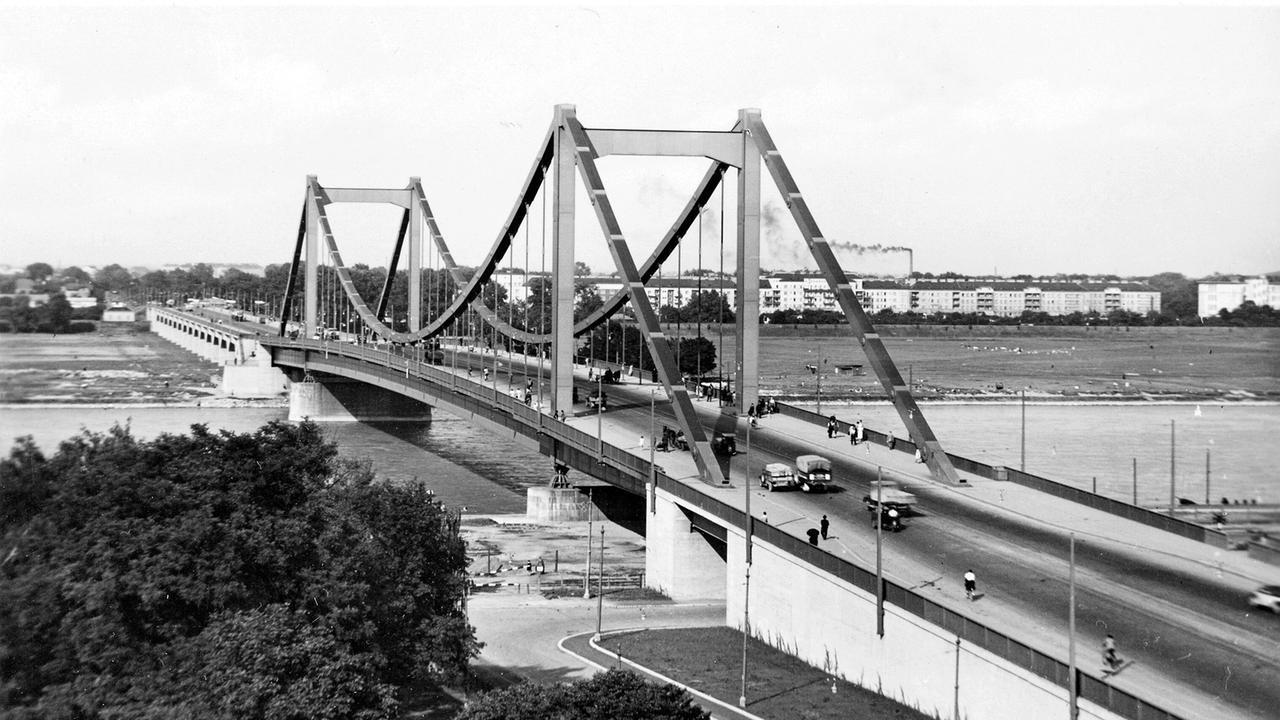 1937 je Dunaj dobil nov sodobni most, ki pa je zdržal manj kot 40 let. Reichsbrucke, ena glavnih prometnih žil, je imela zaradi specifičnega terena skrito konstrukcijsko napako.