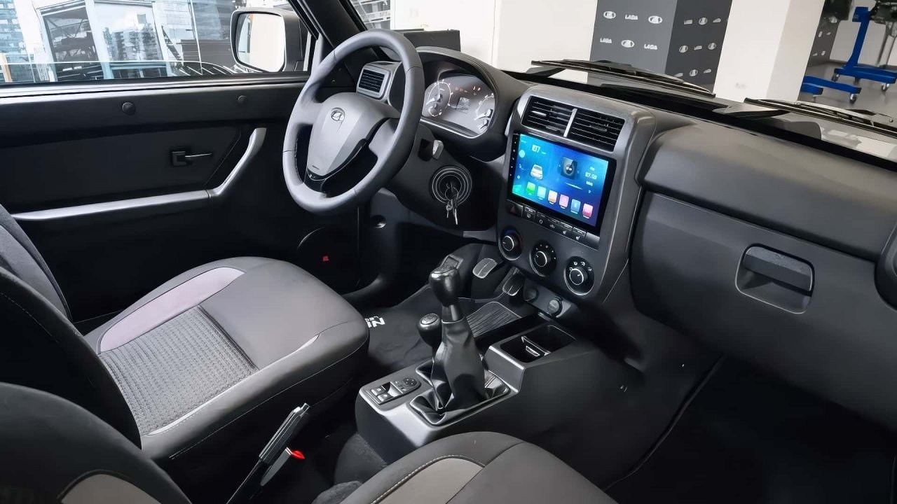 Lada Niva po 49 letih do korenite prenove, prvič z varnostno blazino