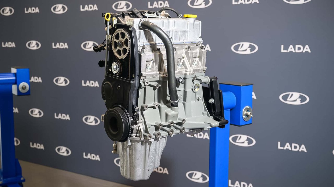 Lada Niva po 49 letih do korenite prenove, prvič z varnostno blazino