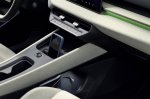 Mali električni SUV z velikim prtljažnikom in dosegom do 436 kilometrov - fotografija 14