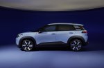 Mali električni SUV z velikim prtljažnikom in dosegom do 436 kilometrov - fotografija 2