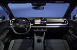 Mali električni SUV z velikim prtljažnikom in dosegom do 436 kilometrov - fotografija 5
