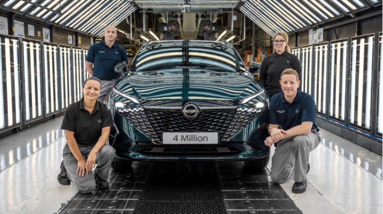 Qashqai presegel mejo štirih milijonov prodanih vozil v Evropi Qashqai presegel mejo štirih milijonov prodanih vozil v Evropi