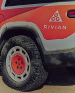 Rivian R1T kot mobilna reševalna postaja za ultramaratonce - fotografija 7