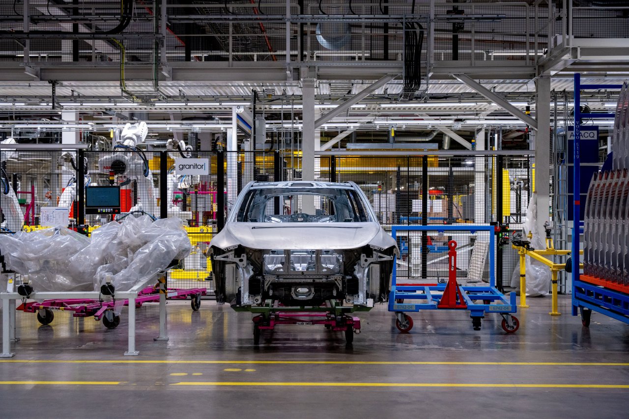 Geely bo avtomobile proizvajal tudi v Volvovi tovarni Geely bo avtomobile proizvajal tudi v Volvovi tovarni