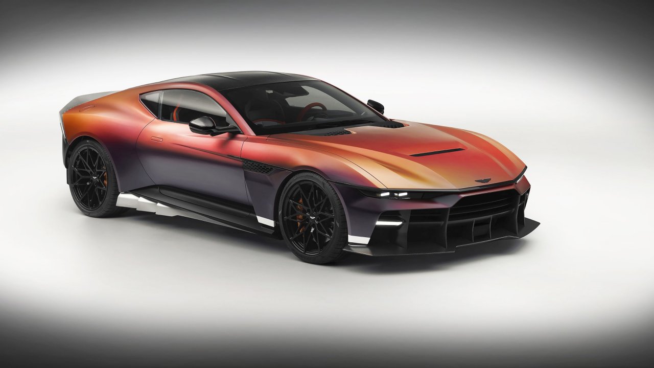 Novi karbonski posebnež z V12 in le 150 primerki Novi karbonski posebnež z V12 in le 150 primerki