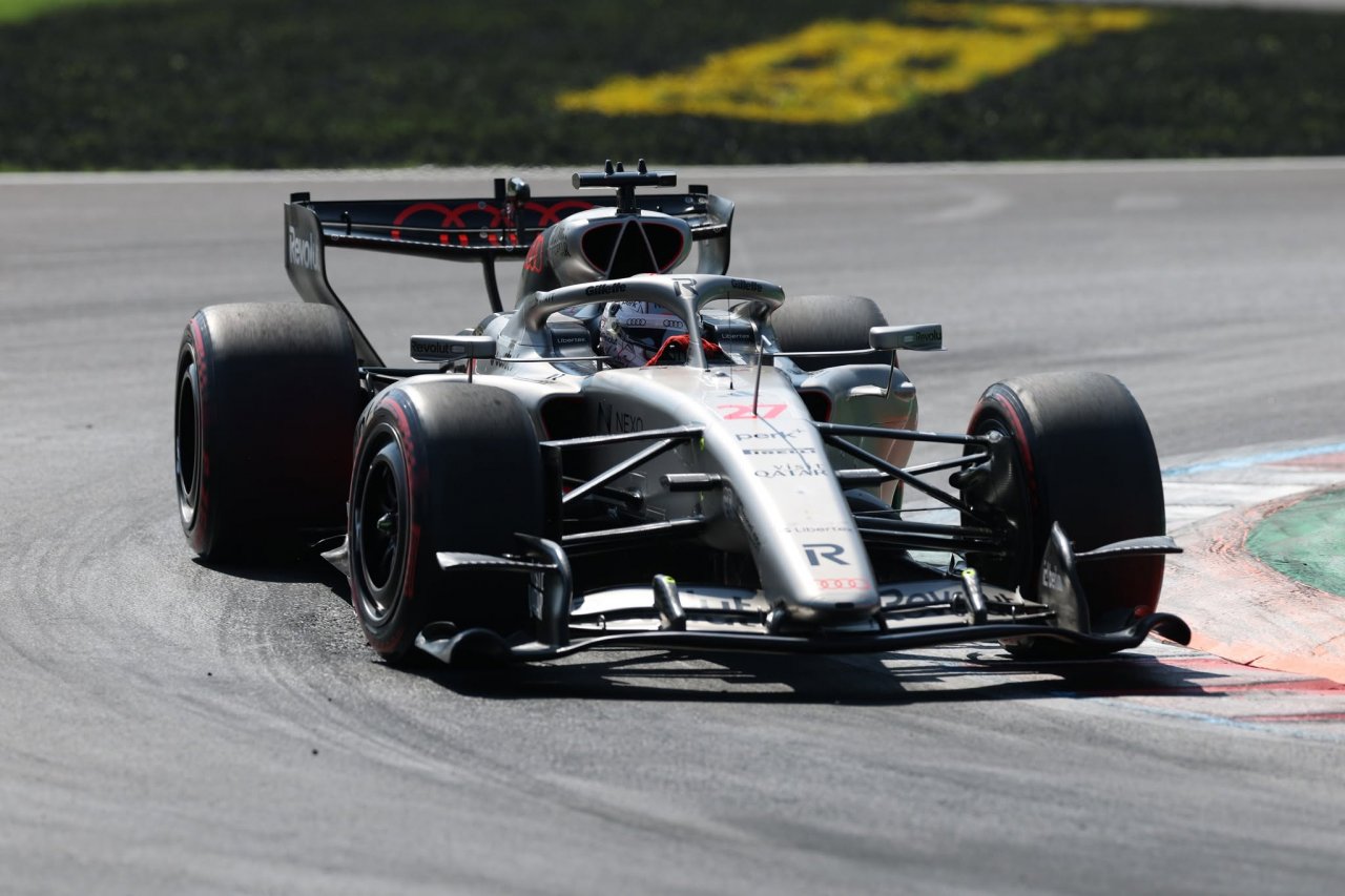 Dizel pri nas čez 2 evra, a v F1 liter stane tudi do 500 evrov Dizel pri nas čez 2 evra, a v F1 liter stane tudi do 500 evrov