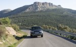 Dobrih 163 tisočakov stane prvi električni Range Rover - fotografija 2