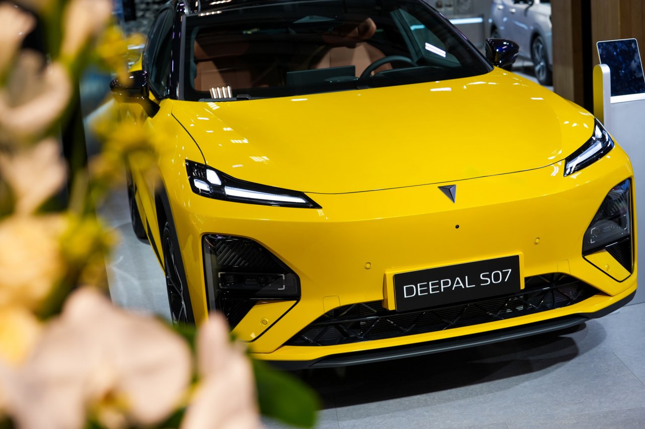 Mazdin kitajski brat je dobil nekaj, česar CX-6e nima Mazdin kitajski brat je dobil nekaj, česar CX-6e nima