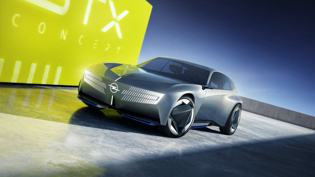 Opel verjame, da karavanom še ni odbila zadnja ura Opel verjame, da karavanom še ni odbila zadnja ura
