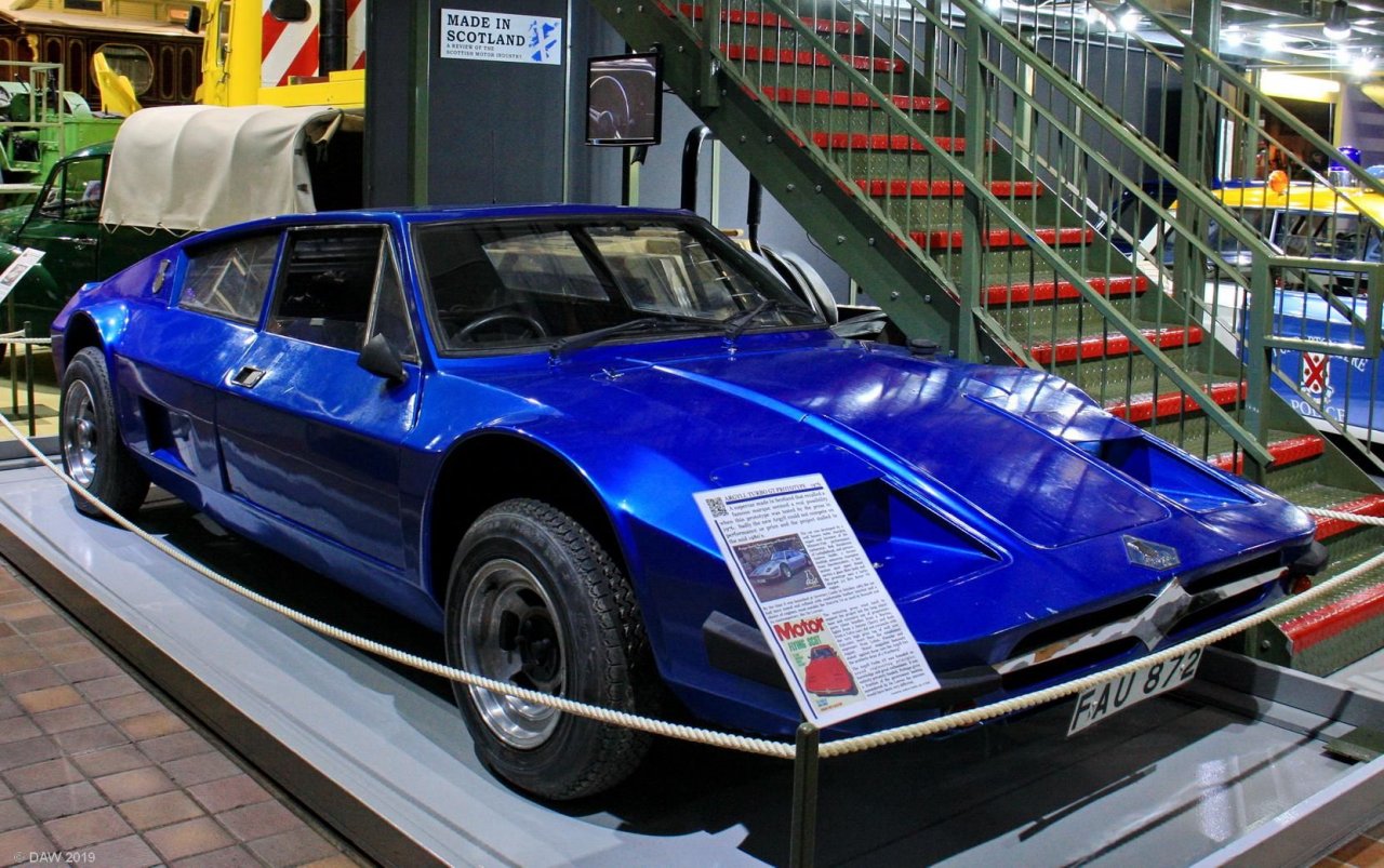 Škotski Ferrari, ki je hotel preseči 320 km/h, a ostal skoraj neznan