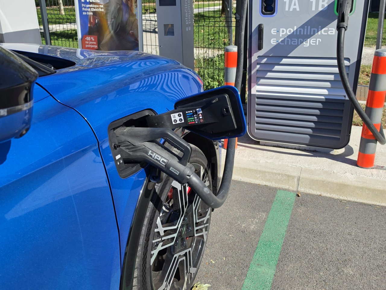 Trije elektromotorji za veliko vozniške zabave
