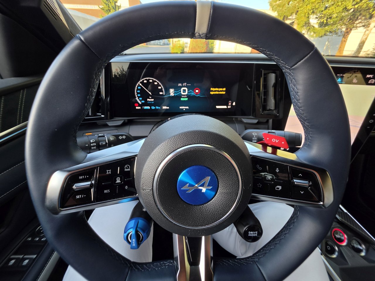 Trije elektromotorji za veliko vozniške zabave