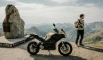 Z električnim motociklom od Alp do morja brez polnjenja - fotografija 3
